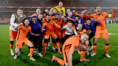 柯瑞坚定续约勇士，湾区忠诚之心显露无遗！